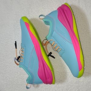 CLOVE Supernova Limited Edition Nursing Sneakers Size 9 Women's